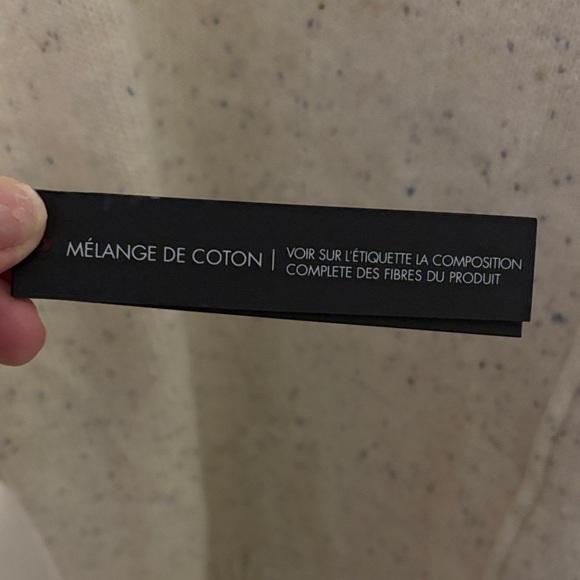 Tahari Speckled Cream V-Neck Oversized Sweater - Picture 5 of 7